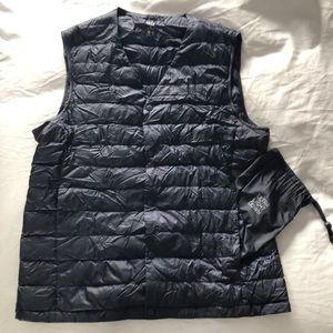 Lightweight Down navy vest